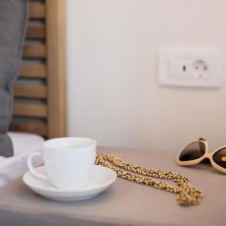 Anemelia Luxury Apartment