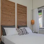 Anemelia Luxury شقة *
