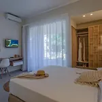 Anemelia Luxury