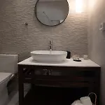 Anemelia Luxury