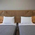 Anemelia Luxury * ארגוסטולי