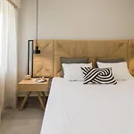 Anemelia Luxury شقة أرغوستولي