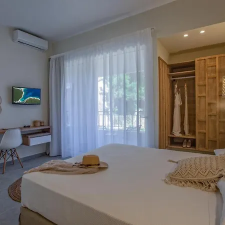 Anemelia Luxury