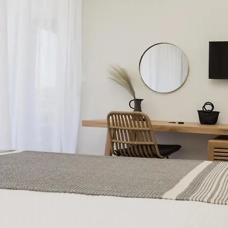 Anemelia Luxury * ארגוסטולי